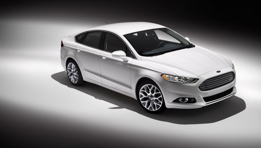  Ford Fusion 2013 года  (US) (фото 14 из 202)